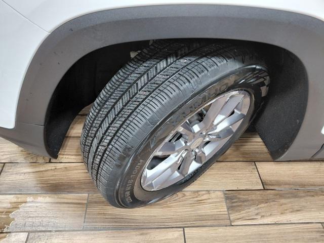 used 2024 GMC Terrain car, priced at $21,308