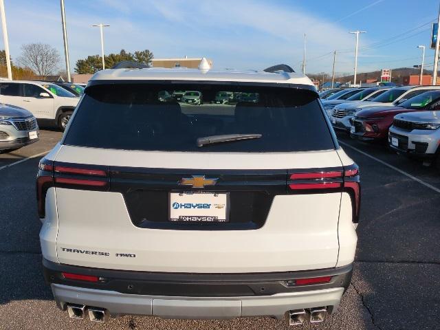 new 2026 Chevrolet Traverse car, priced at $46,022