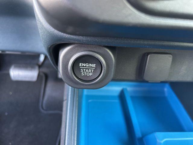 new 2025 Ford Maverick car, priced at $32,760