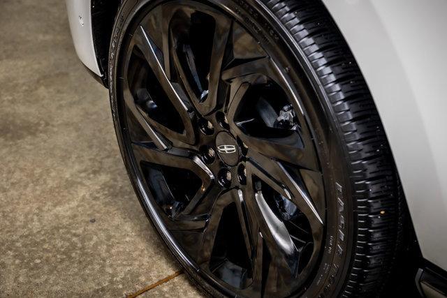 used 2025 Lincoln Navigator car, priced at $95,978