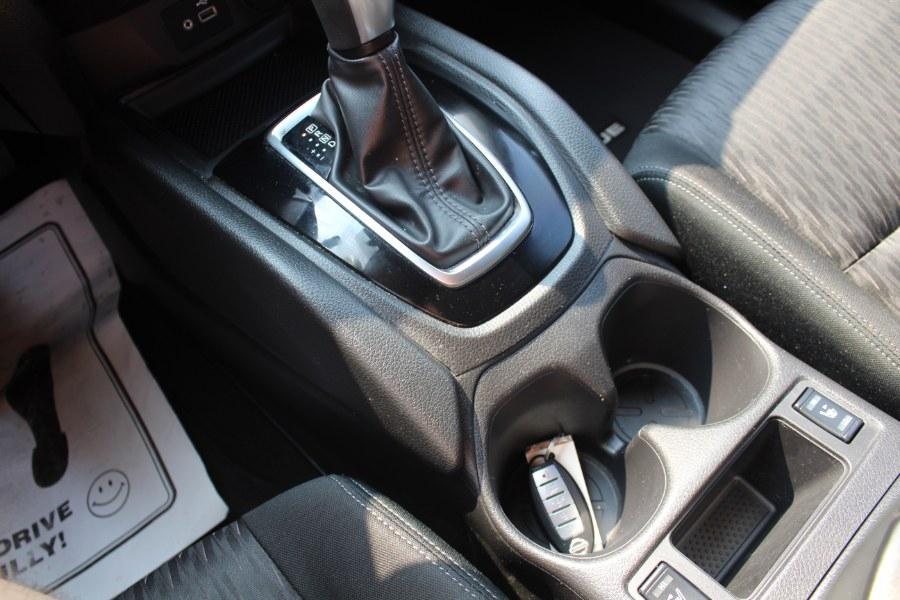 used 2020 Nissan Rogue car, priced at $14,390