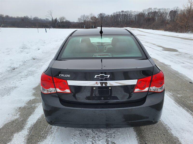 used 2013 Chevrolet Cruze car, priced at $5,995
