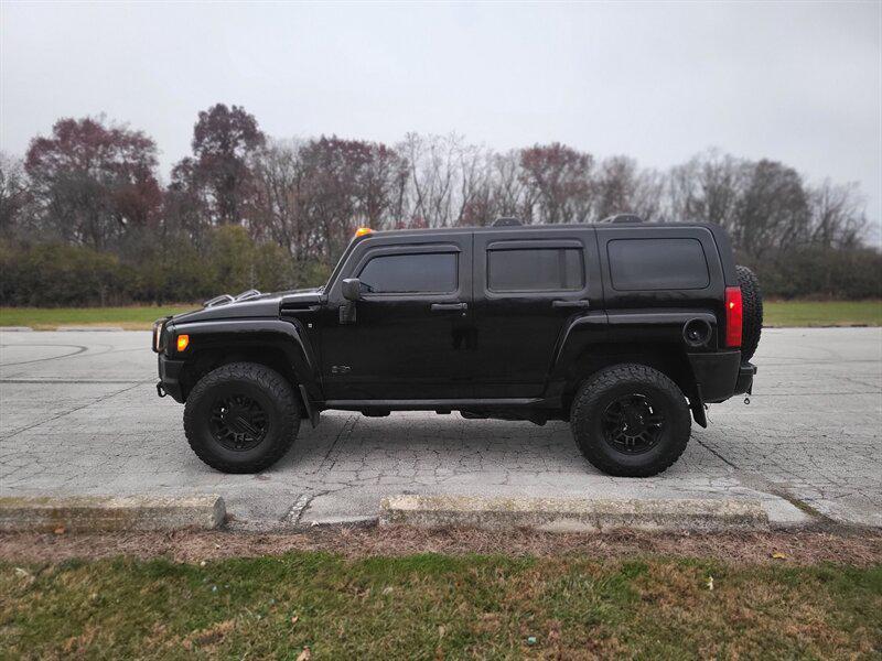 used 2006 Hummer H3 car, priced at $4,995