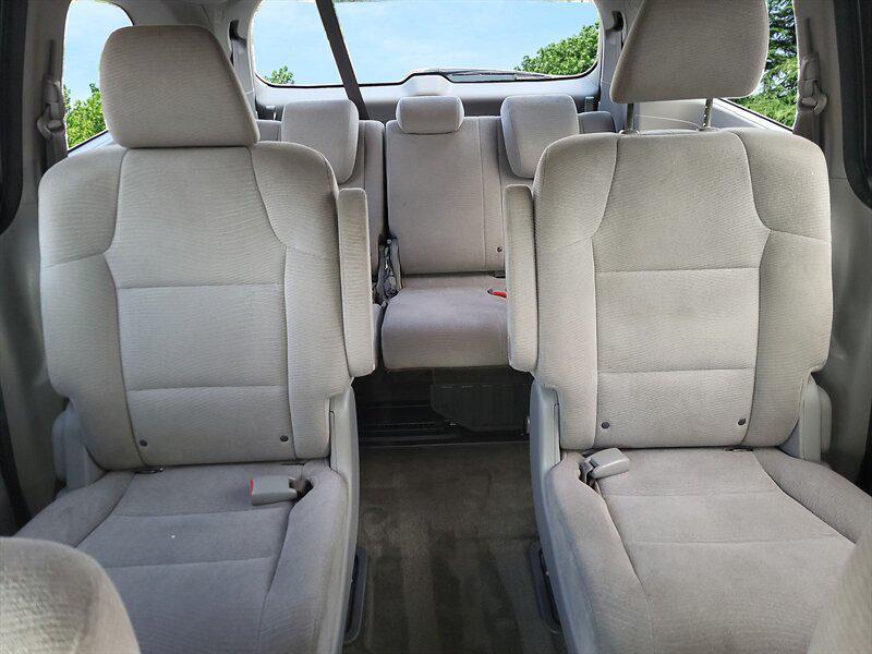 2012 Alabaster Silver Metallic Honda Odyssey