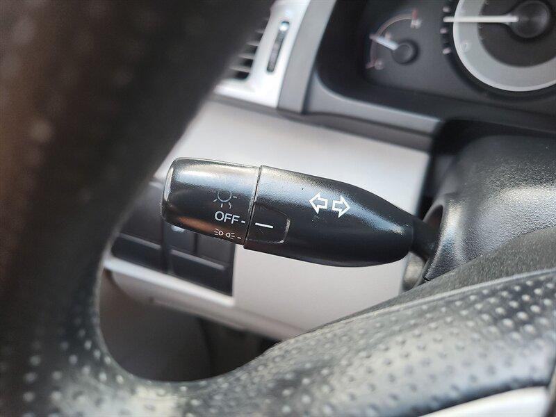 2012 Alabaster Silver Metallic Honda Odyssey