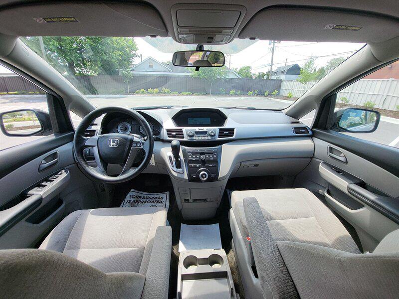 2012 Alabaster Silver Metallic Honda Odyssey