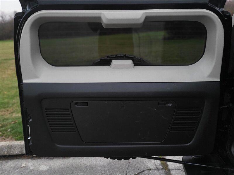 used 2006 Hummer H3 car, priced at $7,500