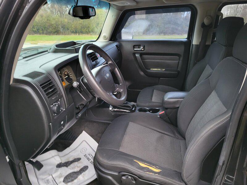 used 2006 Hummer H3 car, priced at $7,500