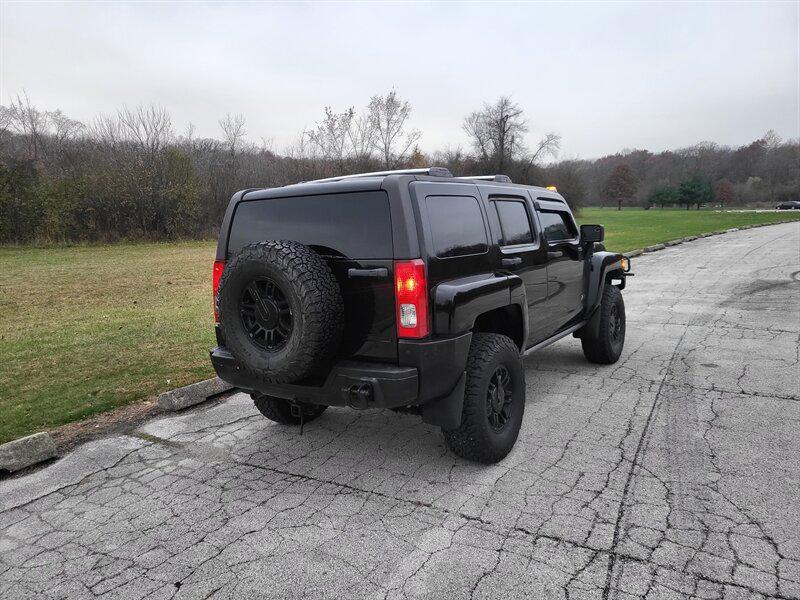 used 2006 Hummer H3 car, priced at $7,500