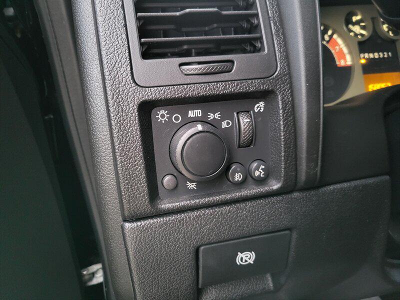 used 2006 Hummer H3 car, priced at $7,500