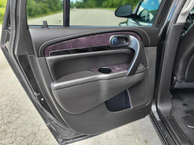 used 2017 Buick Enclave car, priced at $4,995