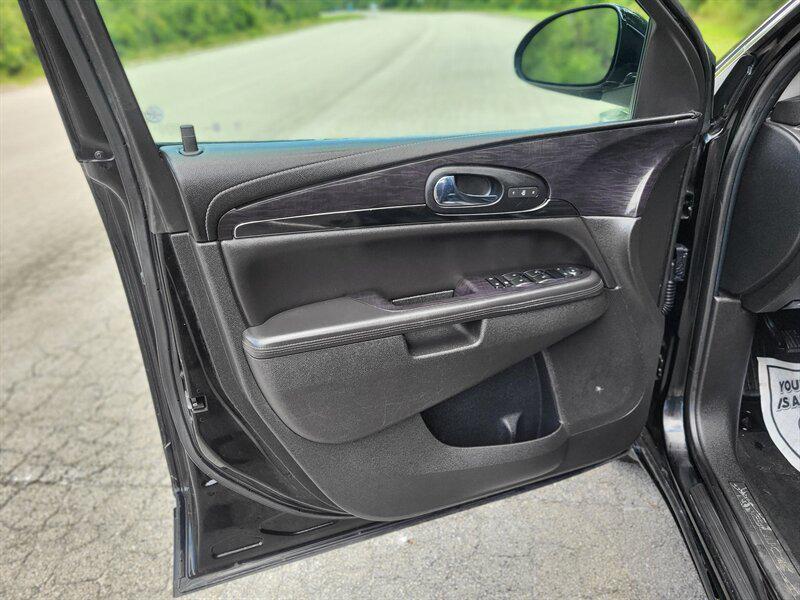 used 2017 Buick Enclave car, priced at $4,995