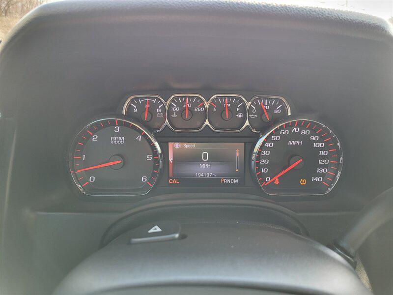 used 2015 GMC Yukon car, priced at $11,500