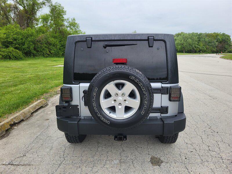 used 2015 Jeep Wrangler Unlimited car, priced at $12,995