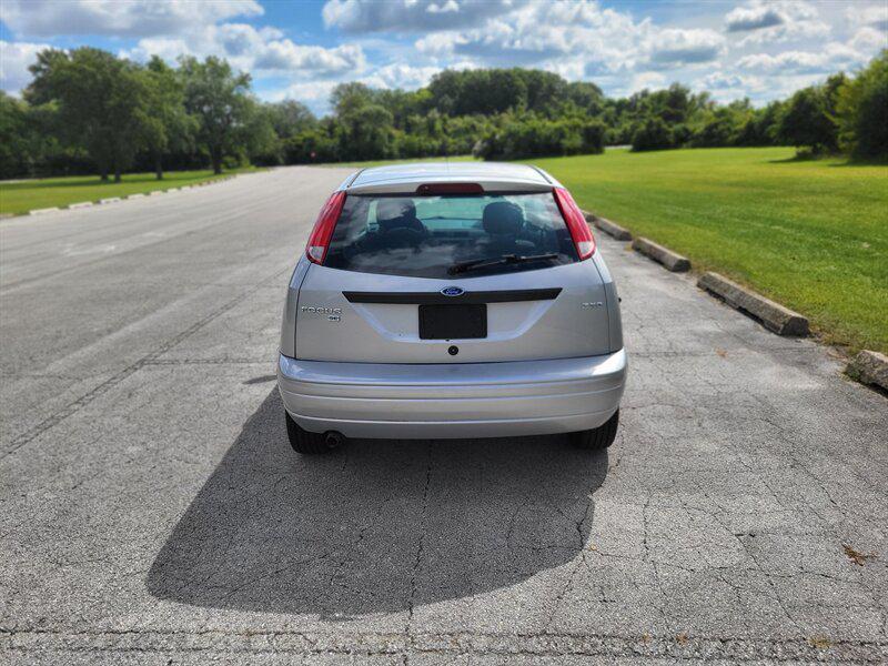 used 2005 Ford Focus car, priced at $2,995