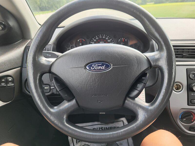used 2005 Ford Focus car, priced at $2,995