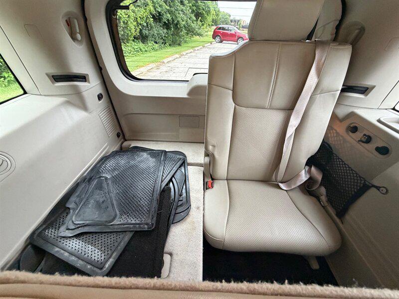 used 2006 Jeep Commander car, priced at $6,372