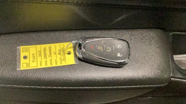 used 2023 Chevrolet Traverse car, priced at $30,980