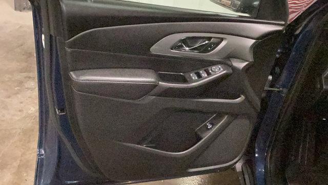 used 2023 Chevrolet Traverse car, priced at $30,980