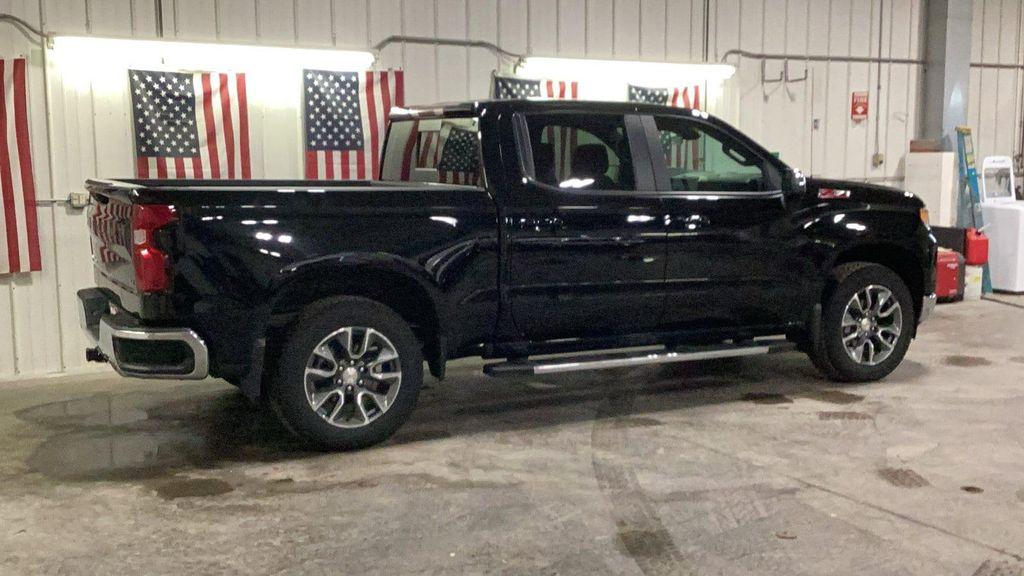 new 2025 Chevrolet Silverado 1500 car, priced at $49,640