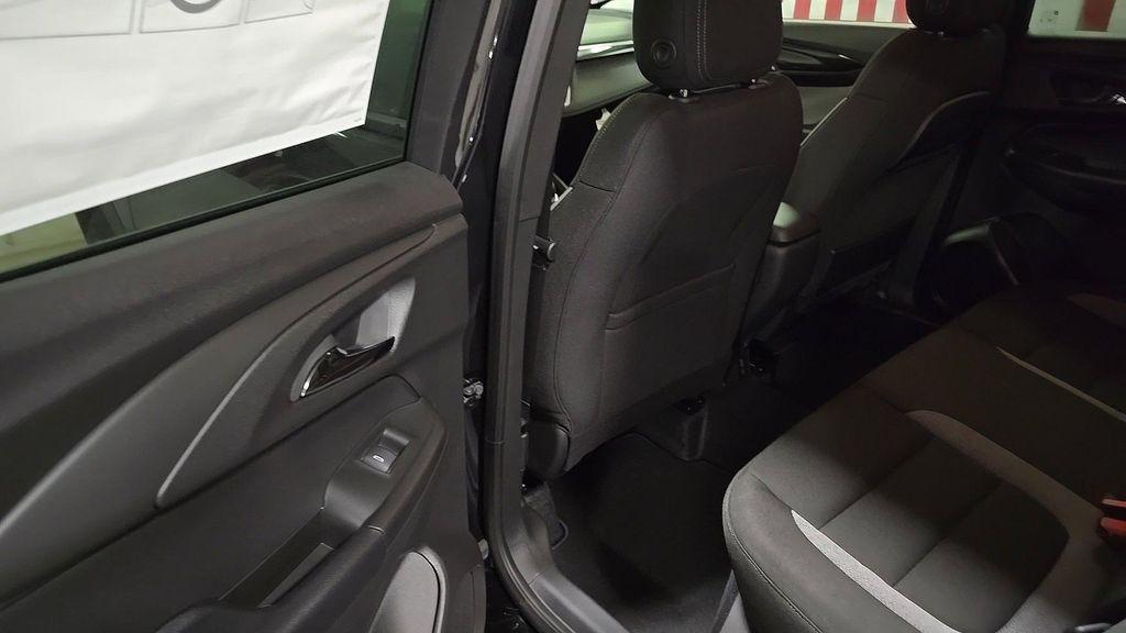 new 2025 Chevrolet TrailBlazer car, priced at $26,180