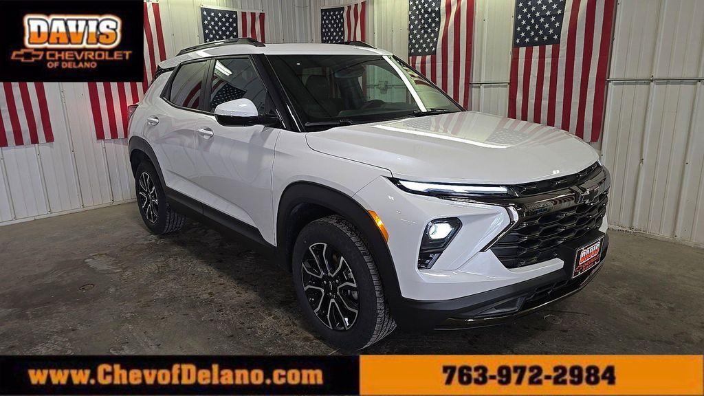 new 2025 Chevrolet TrailBlazer car, priced at $30,320