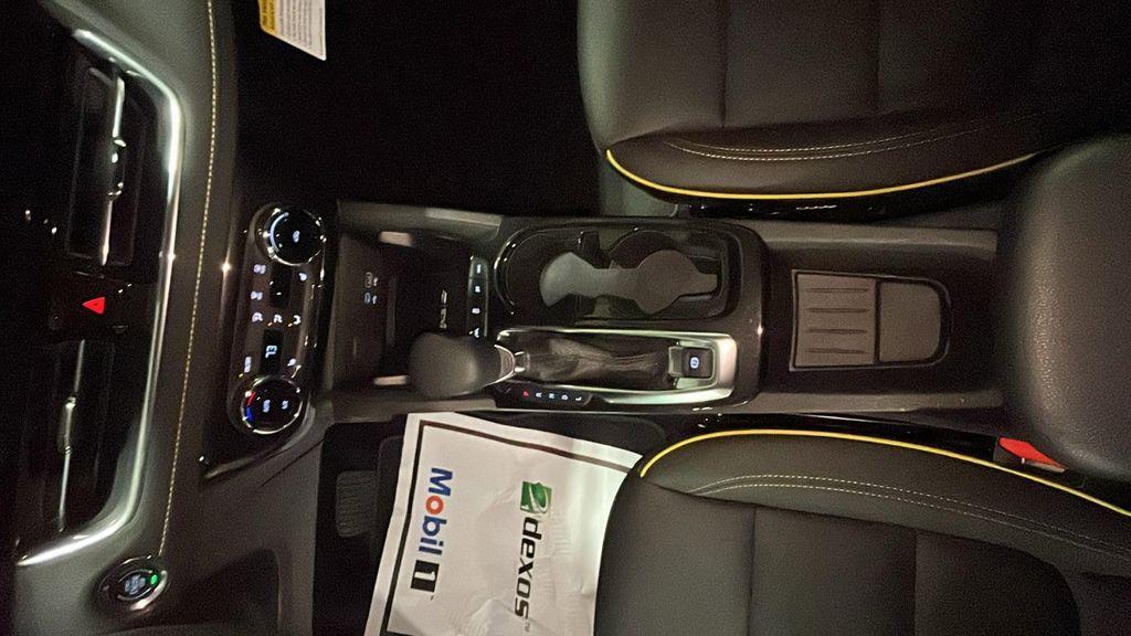 new 2025 Chevrolet TrailBlazer car, priced at $29,220