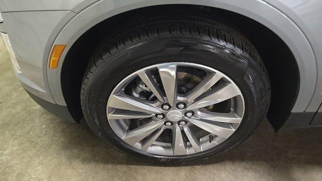 used 2025 Cadillac XT5 car, priced at $38,480