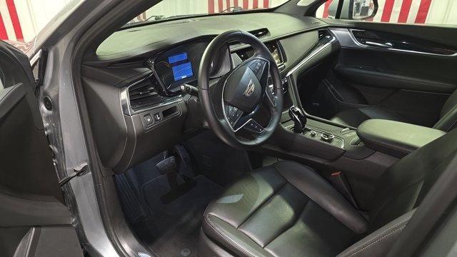 used 2025 Cadillac XT5 car, priced at $38,480