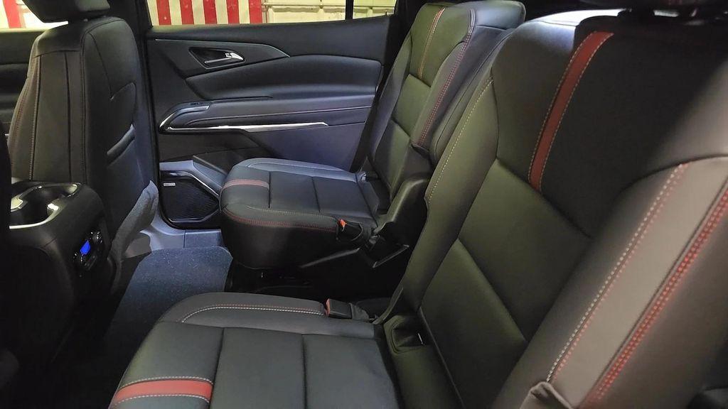 new 2026 Chevrolet Traverse car, priced at $57,815