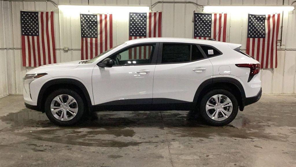 new 2026 Chevrolet Trax car, priced at $22,460