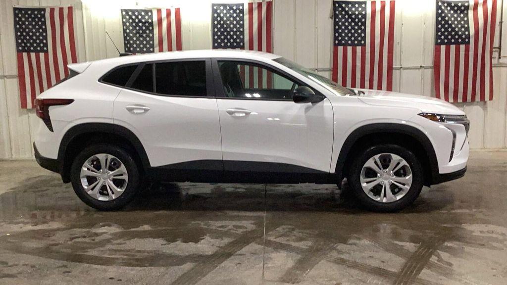 new 2026 Chevrolet Trax car, priced at $22,460