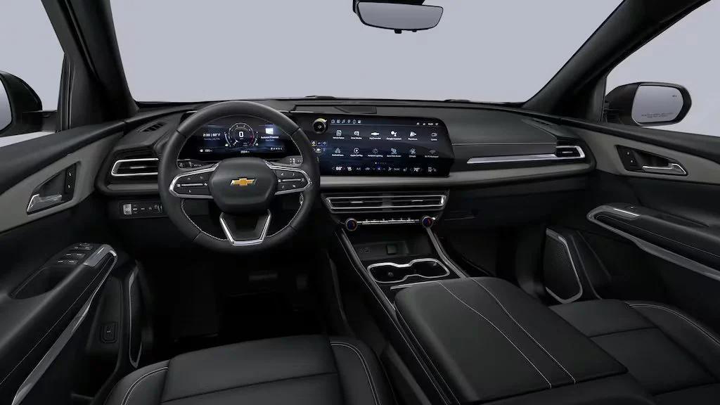new 2026 Chevrolet Traverse car, priced at $44,670
