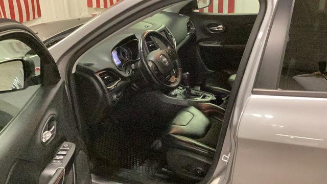 used 2019 Jeep Cherokee car, priced at $15,480