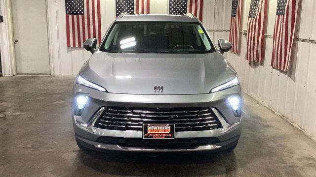 used 2025 Buick Envision car, priced at $27,990