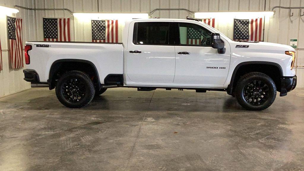 new 2026 Chevrolet Silverado 3500 car, priced at $77,905