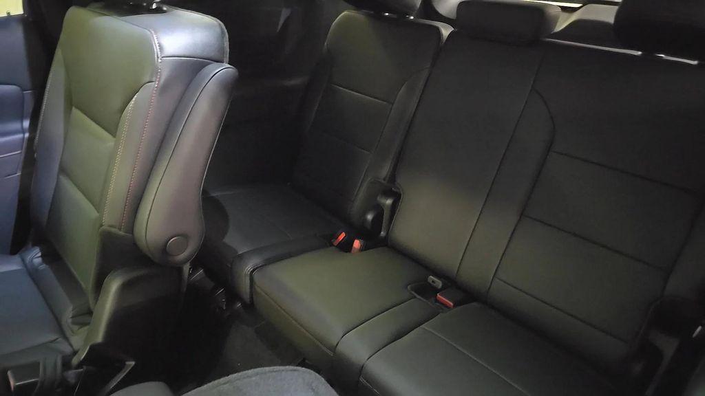 new 2026 Chevrolet Traverse car, priced at $51,515