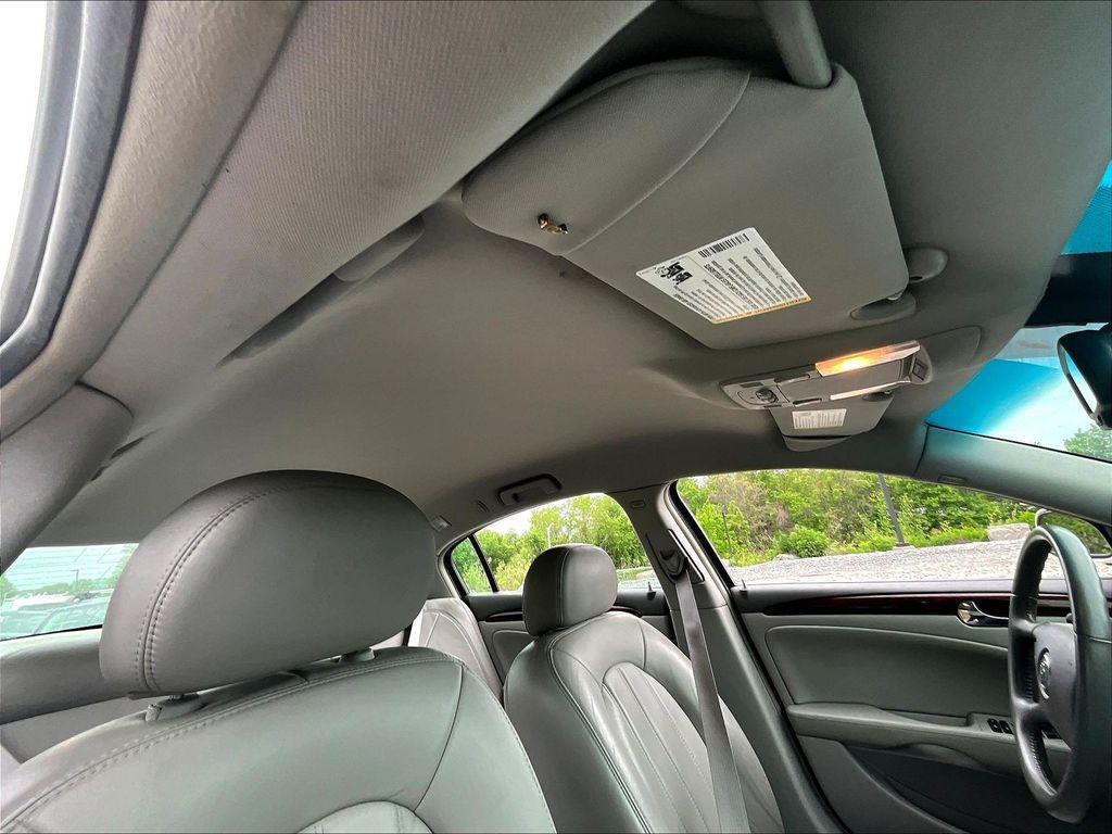 used 2007 Buick Lucerne car, priced at $5,995