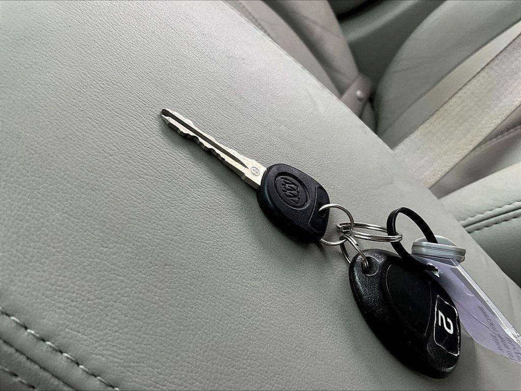 used 2007 Buick Lucerne car, priced at $5,995