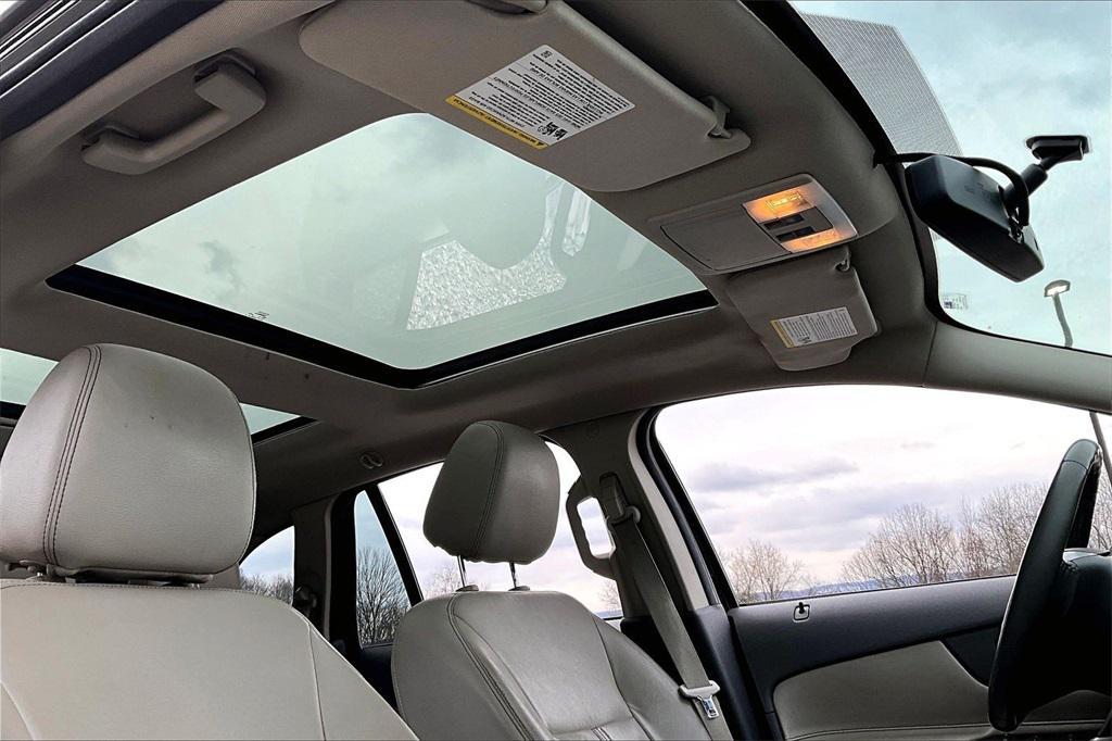 used 2013 Ford Edge car, priced at $6,995