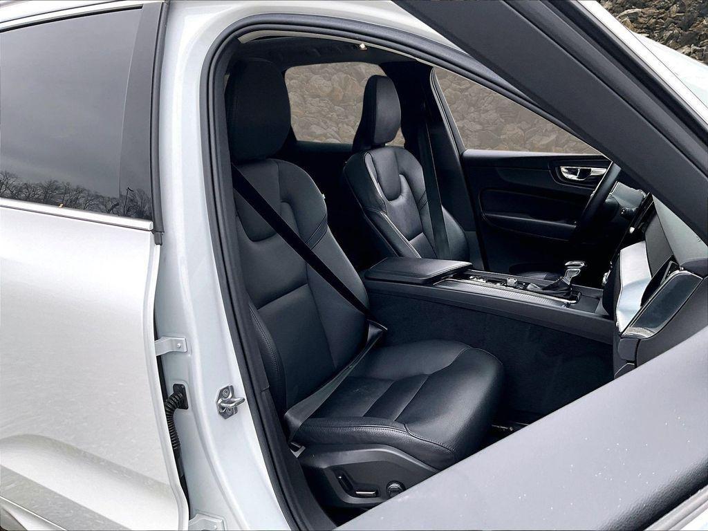 used 2020 Volvo XC60 car, priced at $21,995
