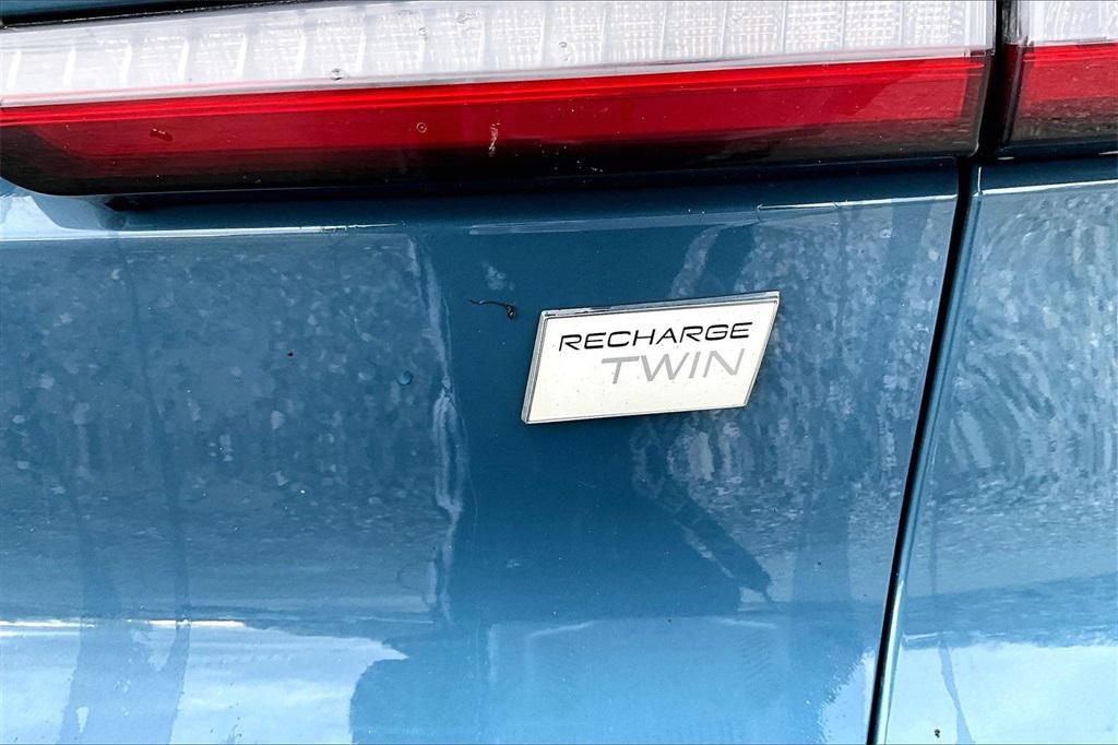 used 2023 Volvo C40 Recharge Pure Electric car, priced at $21,995