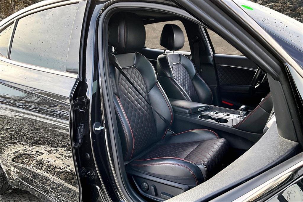 used 2019 Genesis G70 car, priced at $22,995