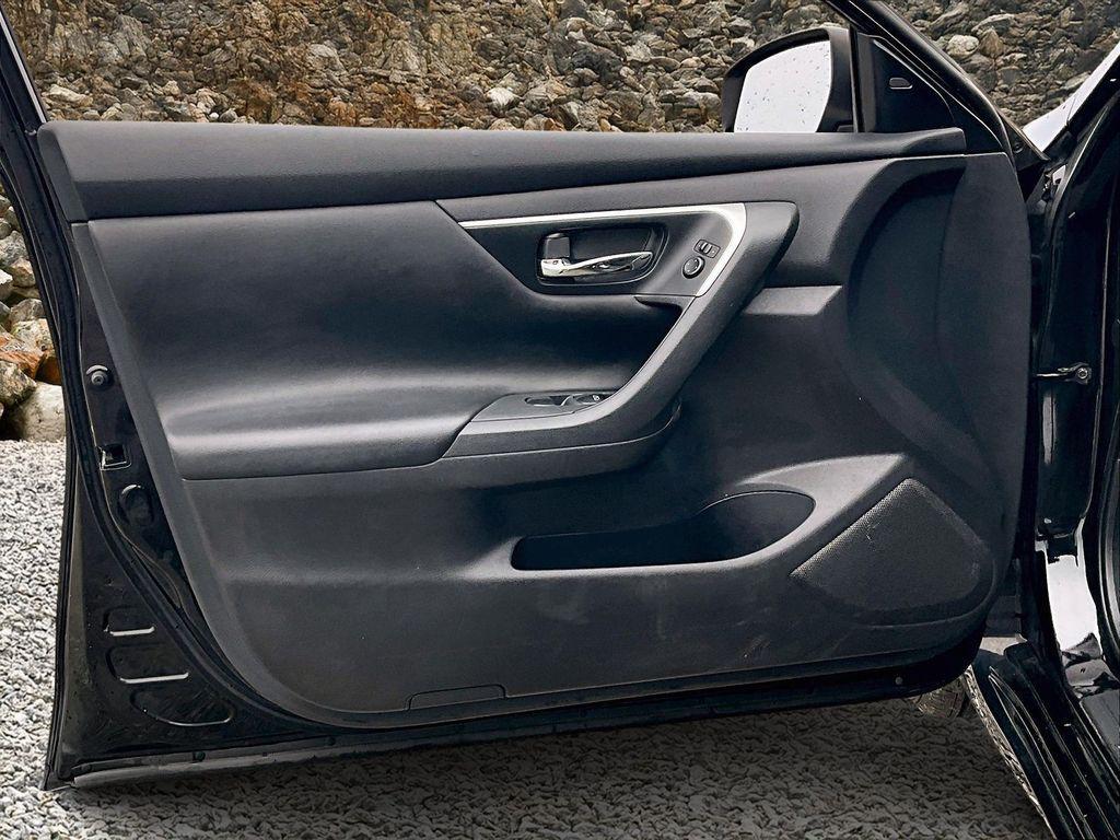 used 2018 Nissan Altima car, priced at $9,995