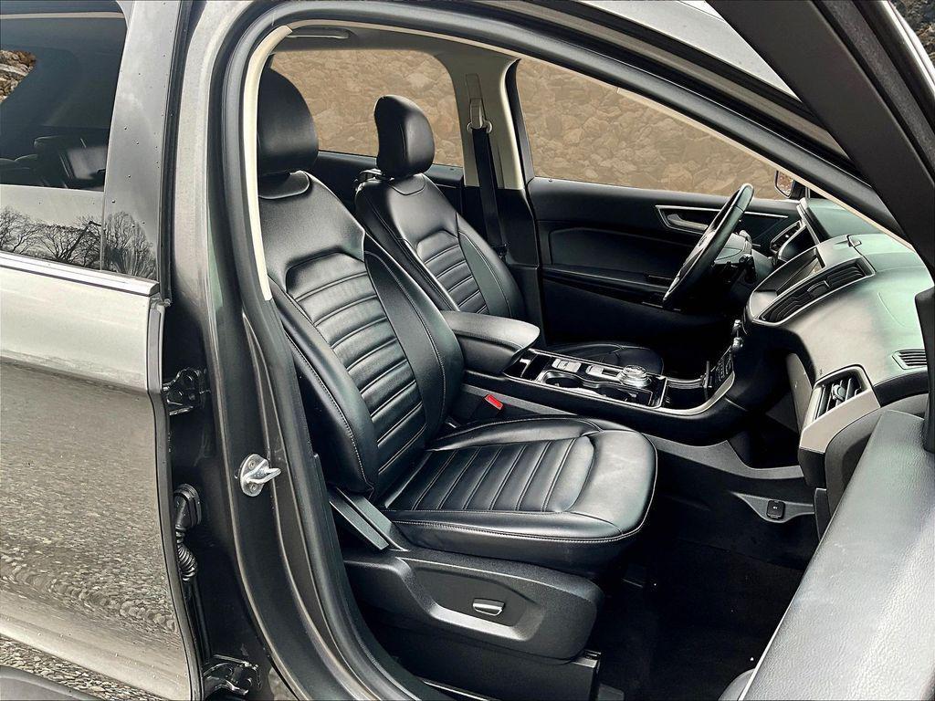 used 2019 Ford Edge car, priced at $12,995