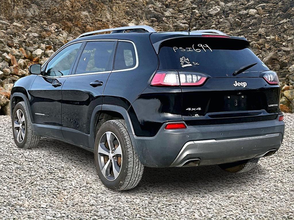 used 2019 Jeep Cherokee car, priced at $13,995