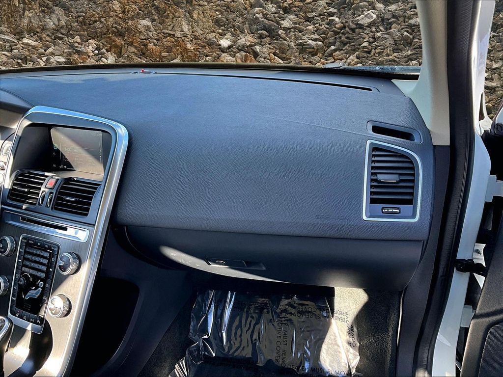 used 2016 Volvo XC60 car, priced at $12,495