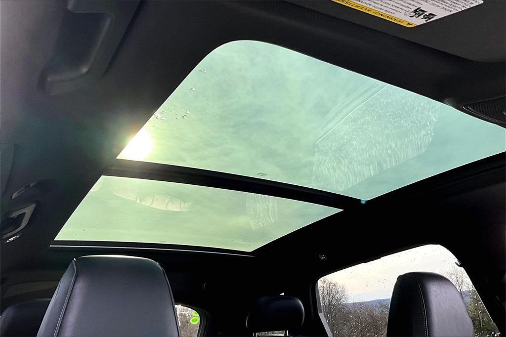 used 2022 Audi SQ7 car, priced at $40,995