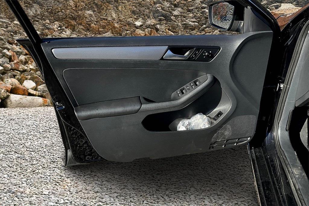 used 2017 Volkswagen Jetta car, priced at $7,495