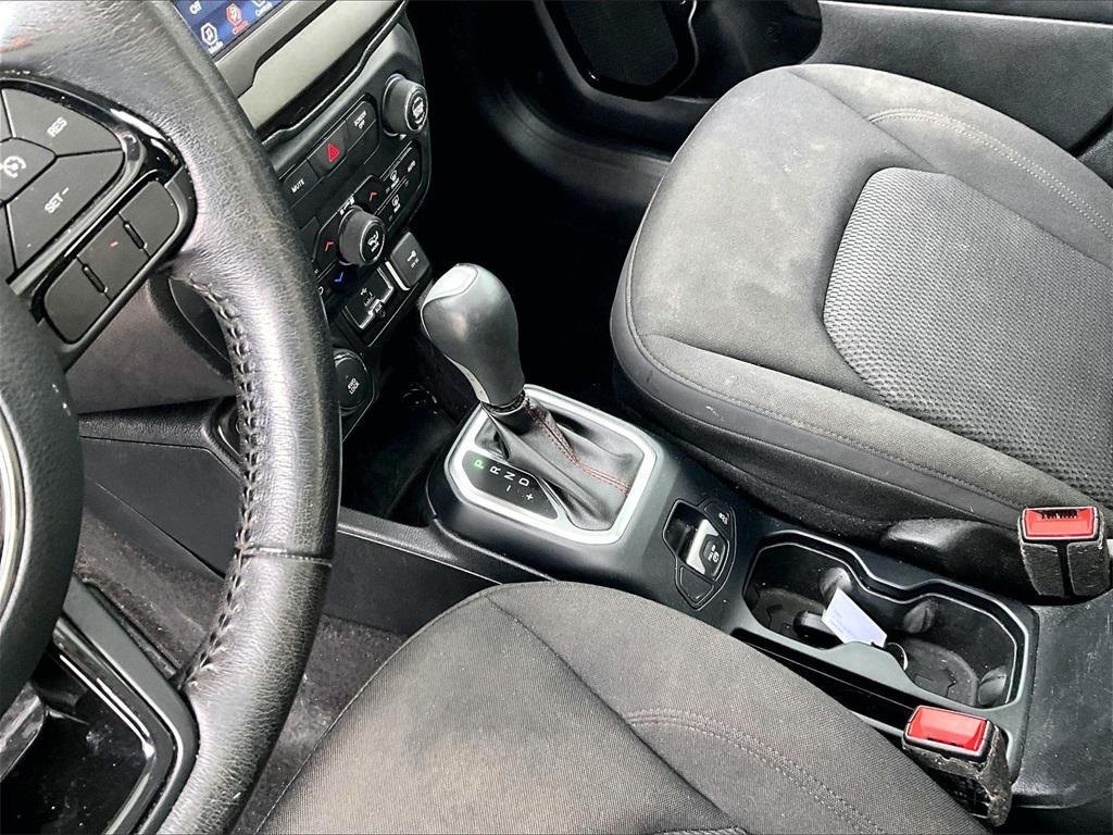 used 2020 Jeep Renegade car, priced at $12,995